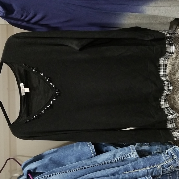 Roz & Ali light black sweater - Picture 1 of 2